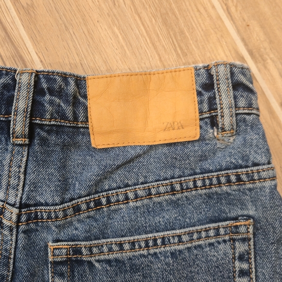 Zara High Waist mom shorts - Picture 3 of 3